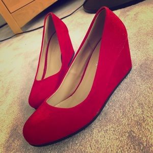 Fun Red Wedges - Brand New!